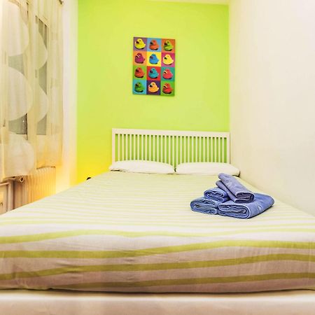 Apartment Sants-Les Corts Galileu Barcelone Extérieur photo